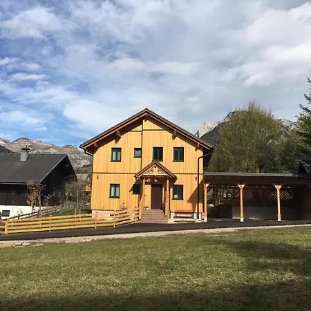 Charmante In Mit Grill Und Garten Und Bergblick By Interhome