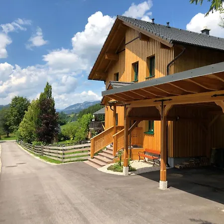 Charmante In Mit Grill Und Garten Und Bergblick By Interhome